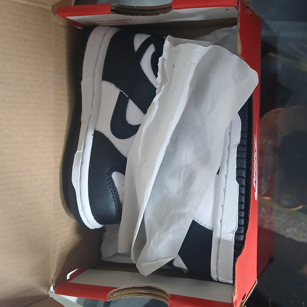 Nike Dunk Low Black And White (Panda) Size 5c - Picture 10 of 16